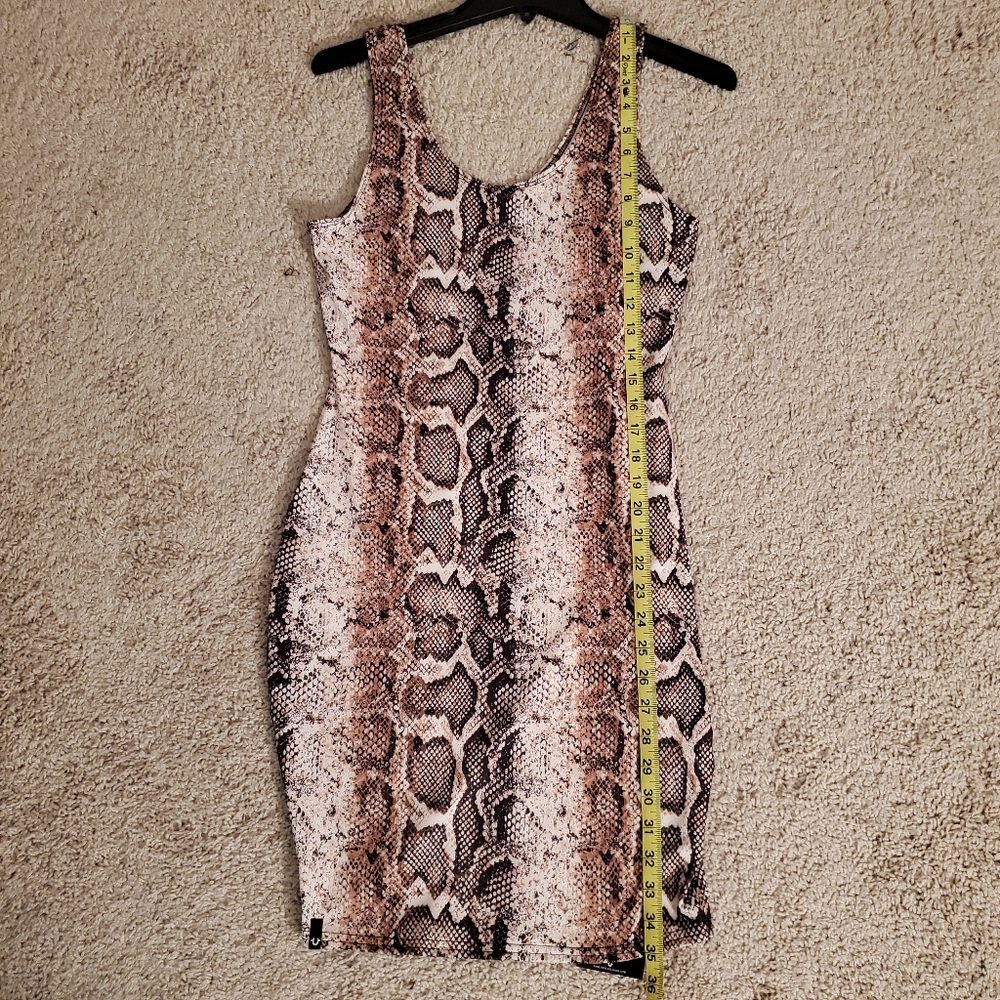 True Religion Bodied Python Bodycon Dress Size Large - Picture 4 of 10